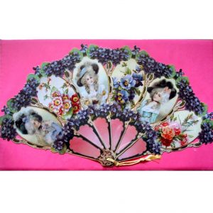 5710 0008 Fan w. Victorian Ladies